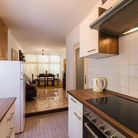 Charmantes Nur 200 Meter Zum Mit Meerblick, Liegen, Grillbereich 公寓 *